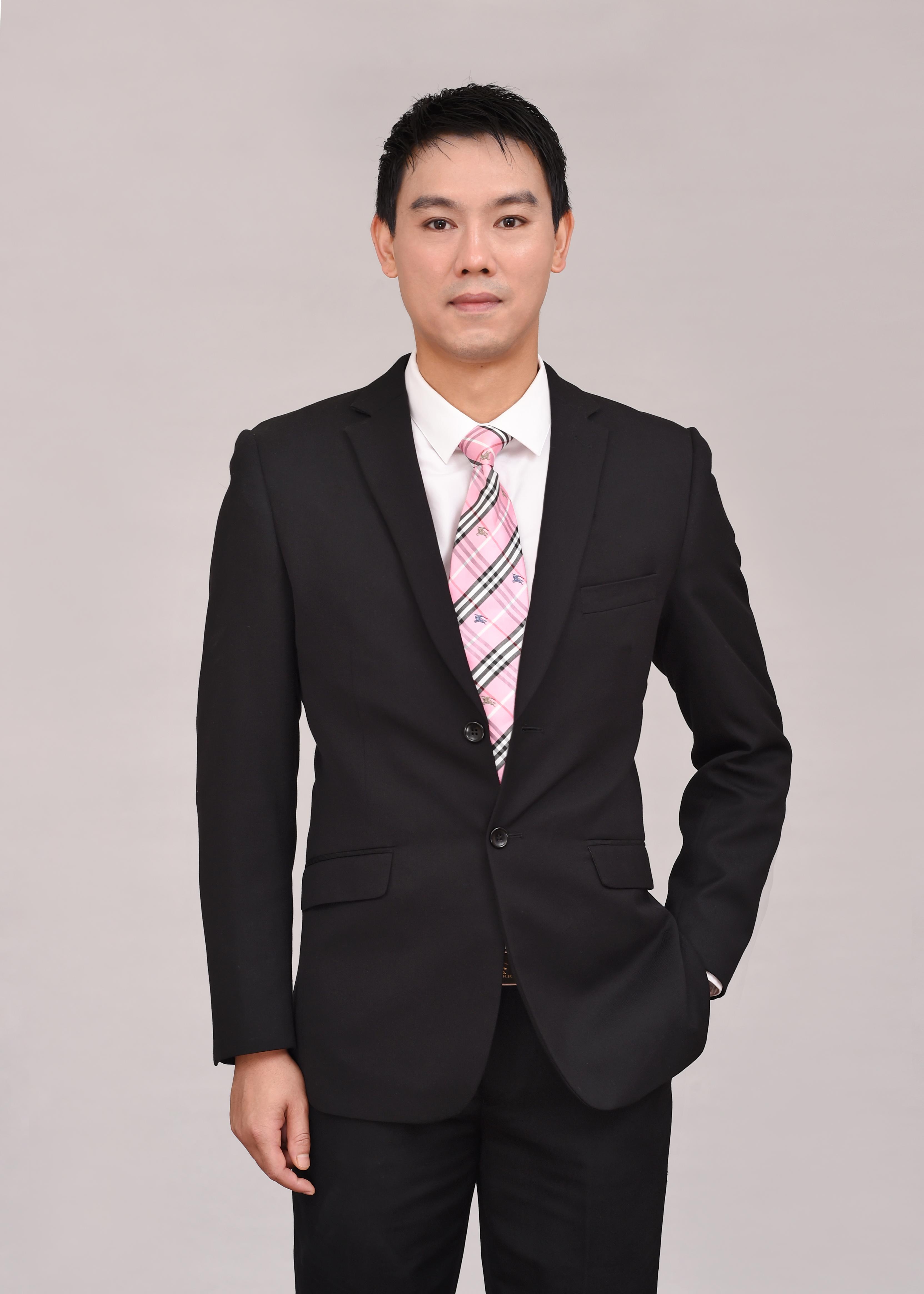 唐述珍 视觉与舞美负责人